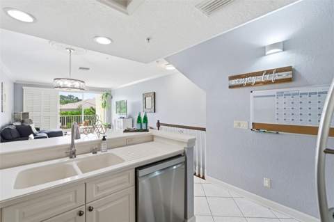 117 Brent Circle, Oldsmar FL - photo 19 of 43