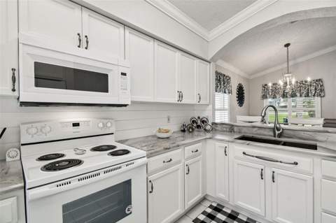 11647 Wheatfield Loop, Hudson FL - photo 16 of 78