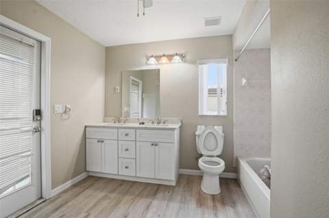 8038 Madrid Road, Weeki Wachee FL - photo 10 of 60