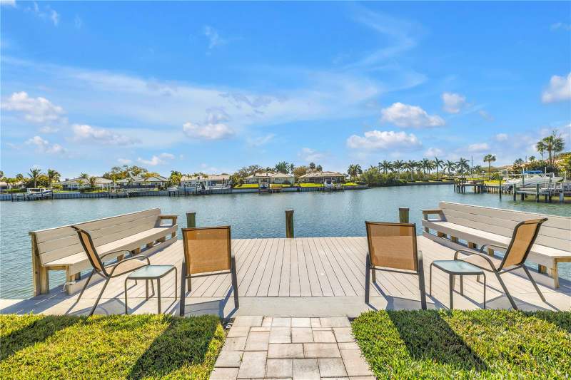 4 bedroom Single Family Residence at 1964 Massachusetts Avenue, Venetian Isles, St Petersburg — photo 4