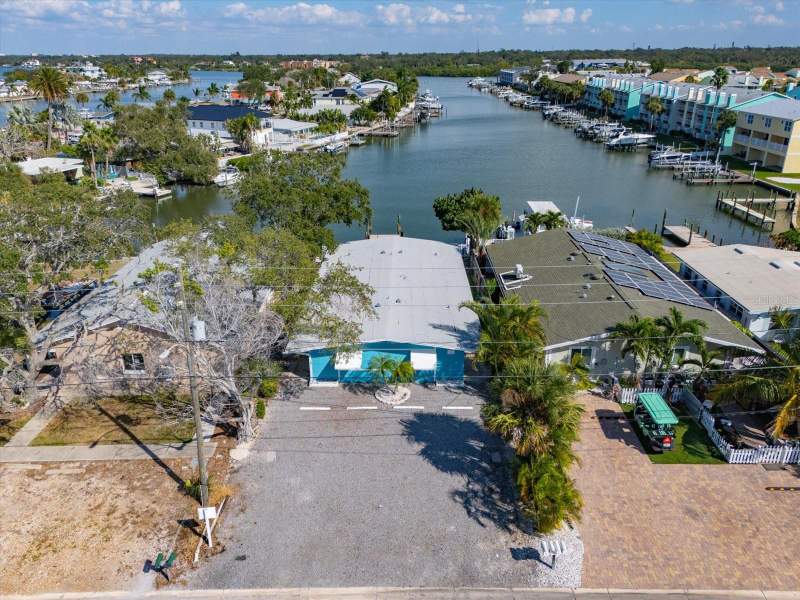 4 bedroom Condominium at 711 E Gulf Boulevard, Bahia Vista Sub, Indian Rocks Beach — photo 3