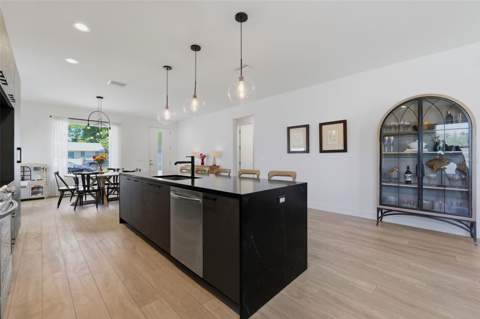 5160 Dartmouth Avenue, St Petersburg FL - photo 19 of 59