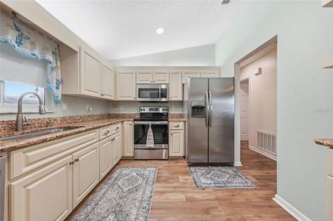 17926 SE 97th Court, Summerfield FL - photo 15 of 57