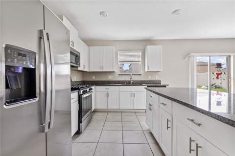 9413 Channing Hill Drive, Ruskin FL - photo 12 of 36