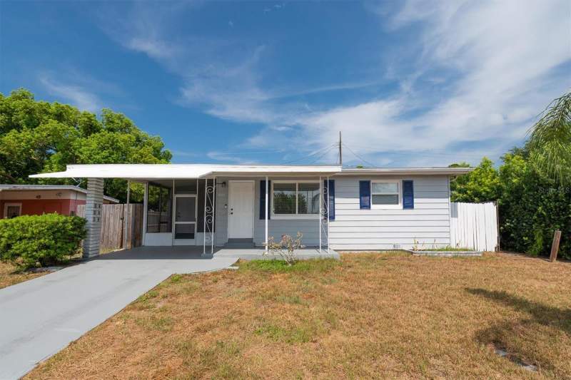 2 bedroom Single Family Residence at 11456 106TH STREET, ORANGE LAKE VILLAGE, LARGO — photo 1