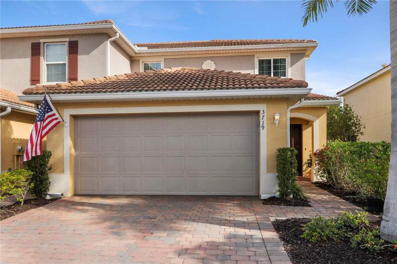 4 bedroom Townhouse at 3719 Crofton Court, Lindsford Ph 3, Fort Myers — photo 2