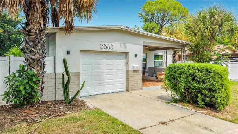 3 bedroom Single Family Residence at 5833 Dartmouth Avenue, Martin Manor Sub, St Petersburg — photo 4