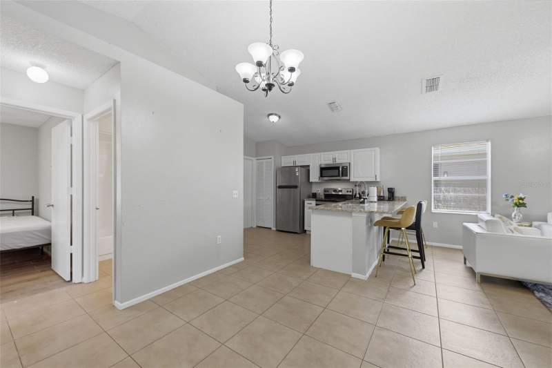 3 bedroom Single Family Residence at 5230 FLORIDA HOLLY DRIVE, HOLLYTREE VILLAGE, ORLANDO — photo 4