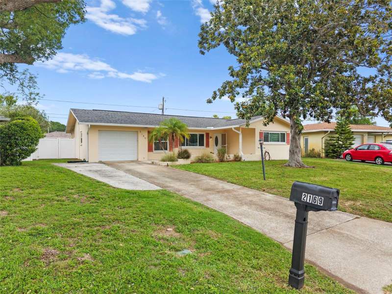 2 bedroom Single Family Residence at 2169 Pine Ridge Drive, Greenbriar, Clearwater — photo 4