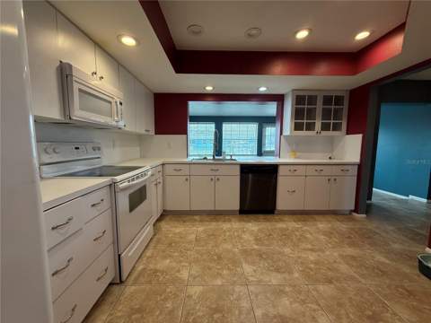 4339 S Bay Circle, North Fort Myers FL - photo 6 of 6