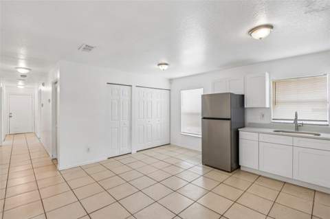 3808 N Whittier Street, Tampa FL - photo 9 of 31