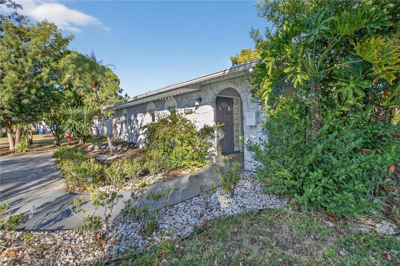 3 bedroom Single Family Residence at 5021 37th Avenue, Union Heights, St Petersburg — photo 2