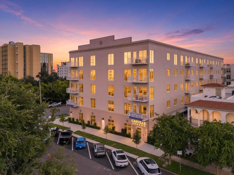 600 3RD AVENUE #207 home for sale in Castille Urbana