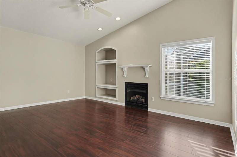 4 bedroom Single Family Residence at 1149 Bishop Avenue, Kingsbridge East Village Unit 2B, Oviedo — photo 5
