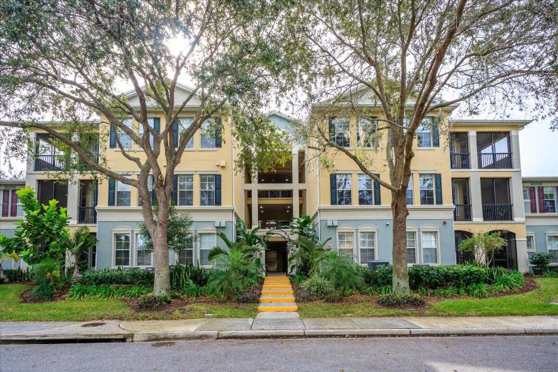 Lakeside At Lakes Of WindermreCondos for Sale in Windermere, FL