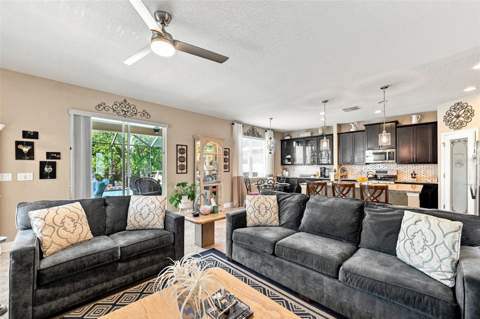 11156 Spring Point Circle, Riverview FL - photo 11 of 54