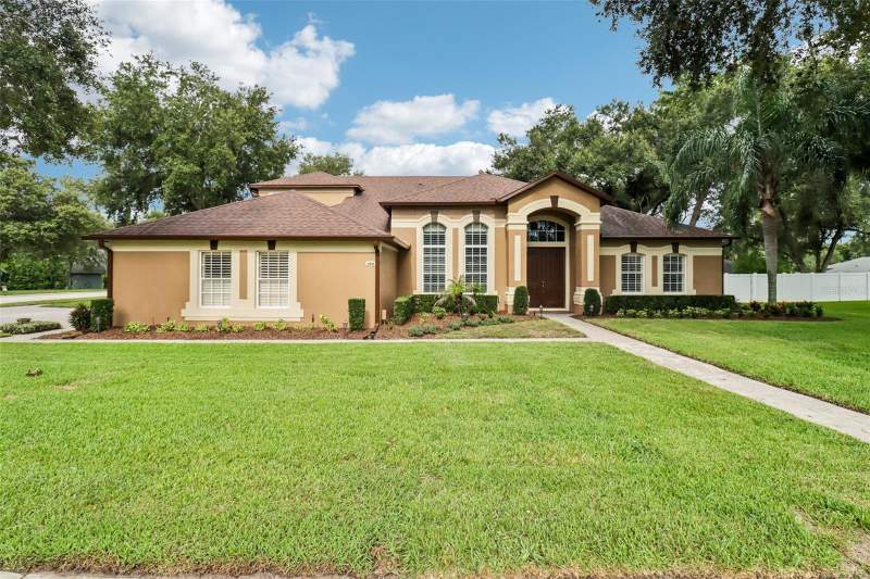 5 bedroom Single Family Residence at 2947 Cedar Crest Drive, Wekiva Run Ph I 01, Apopka — photo 4