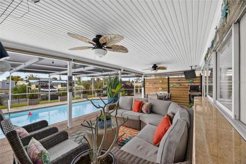 6510 Solitaire Palm Way, Apollo Beach FL - photo 6 of 6