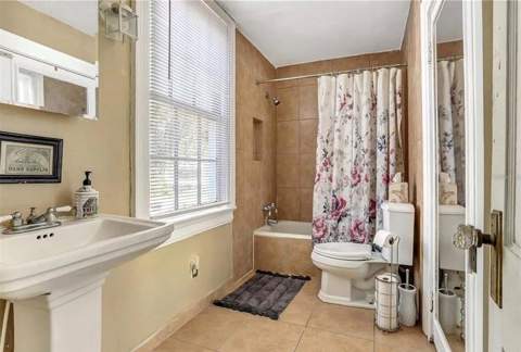 1192 Errol Parkway, Apopka FL - photo 9 of 38