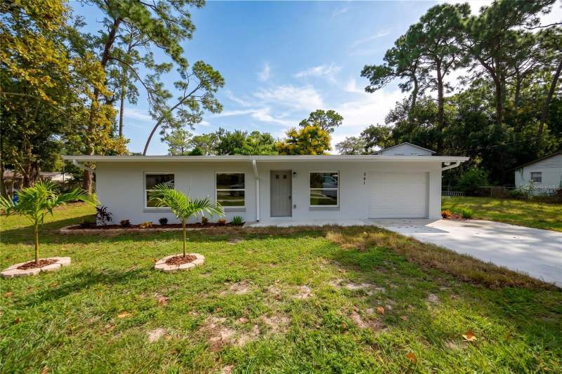5 bedroom Single Family Residence at 341 E Citrus Street, West Altamonte Heights Sec 1, Altamonte Springs — photo 2