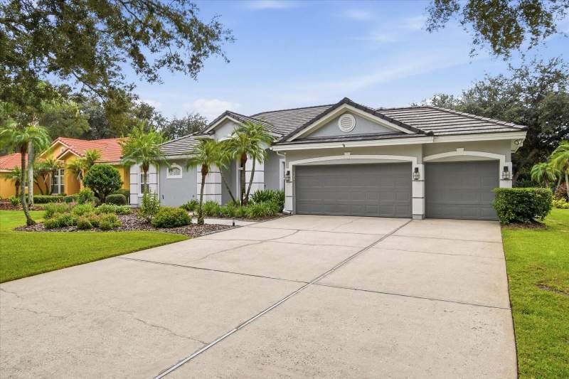 4 bedroom Single Family Residence at 17725 Grey Eagle Road, Hunters Green Prcl 6, Tampa — photo 3
