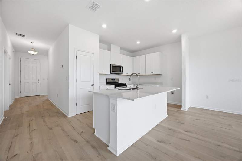 3 bedroom Single Family Residence at 6205 Sanders Grove Circle, Heritage-The Cottages Of Sanders Grove, Leesburg — photo 3