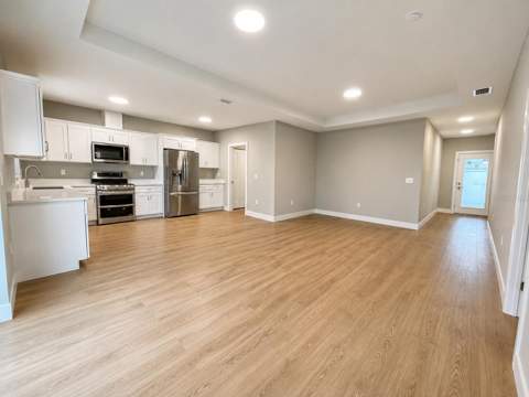 4416 Mariner Boulevard, Spring Hill FL - photo 7 of 37
