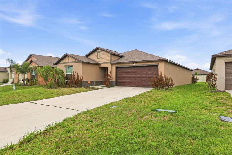 4 bedroom Single Family Residence at 3607 Natural Trace Street, D1X | North Park Isle Phase 2C 3B And 4, Plant City — photo 3