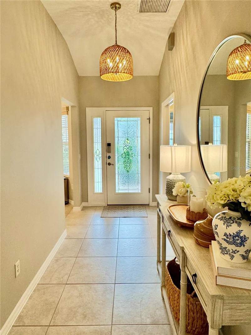 3 bedroom Single Family Residence at 1693 Mount Croghan Trail, The Villages, The Villages — photo 3