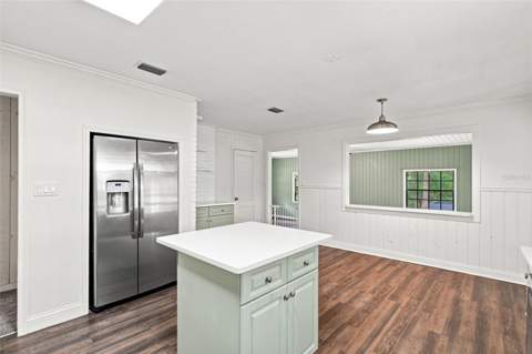 1095 S Ridgewood Avenue, Deland FL - photo 15 of 32