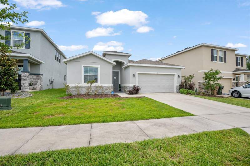 4 bedroom Single Family Residence at 4372 SW 56th Place, Ridge At Heathbrook, Ocala — photo 3