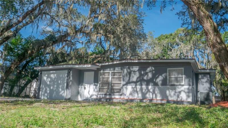 3 bedroom Single Family Residence at 7311 Cedar Point Drive, Lakewood Villas, New Port Richey — photo 2