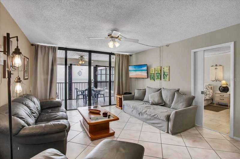 2 bedroom Condominium at 15462 Gulf Boulevard #903, Surfside Tower Condo, Madeira Beach — photo 4