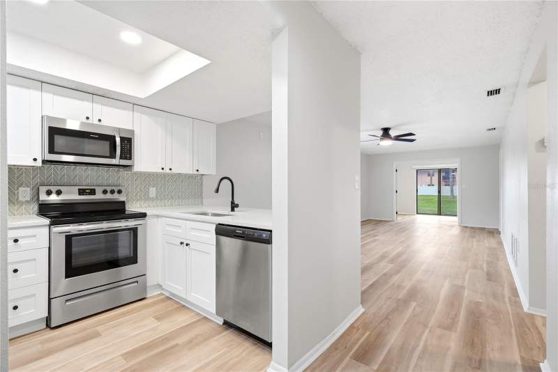 2 bedroom Villa at 13250 RIDGE ROAD #9-1, RIDGE GROVES CONDO, LARGO — photo 4