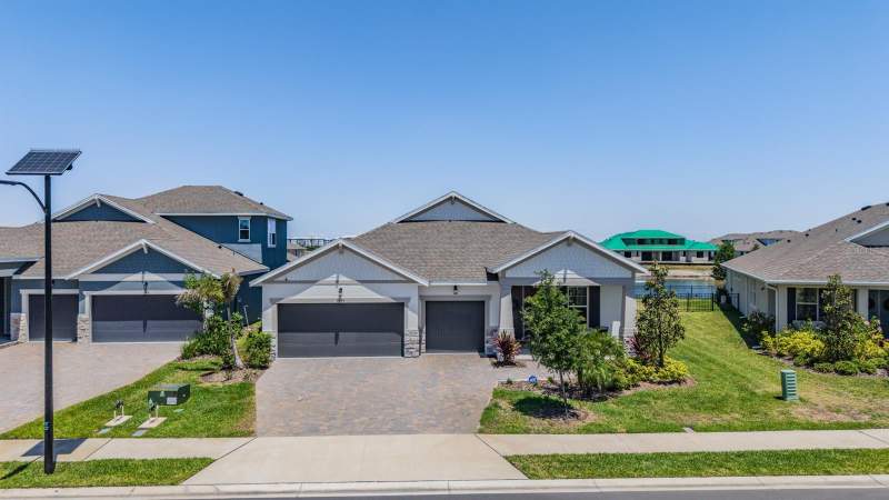 4 bedroom Single Family Residence at 7474 Sea Manatee Street, Parrish Lks Ph Iia1, Parrish — photo 3