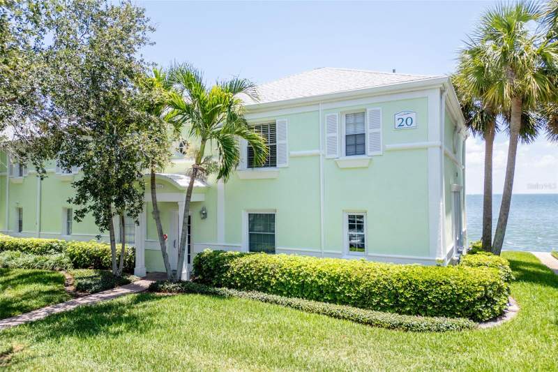 1 bedroom Condominium at 5118 Coquina Key Drive #C, Waterside At Coquina Key South, St Petersburg — photo 2