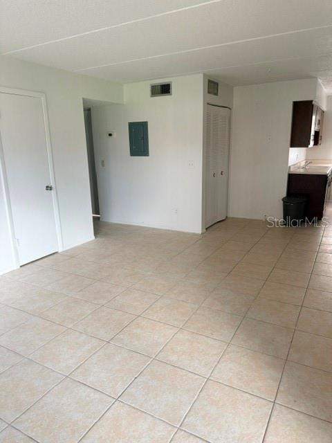 2 bedroom Condominium at 1100 E Caroline Street #119, Tavares Lakeview Condo, Tavares — photo 3