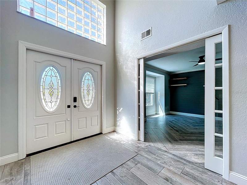 5 bedroom Single Family Residence at 10655 Lakeview Drive, Golden Acres, New Port Richey — photo 5