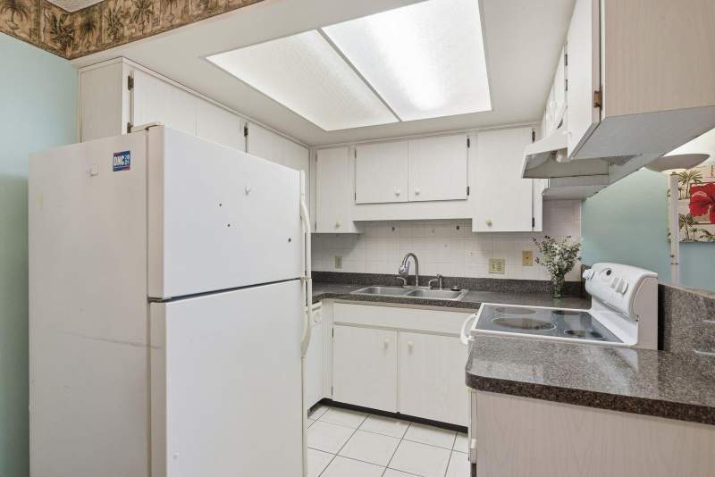 2 bedroom Condominium at 4344 Tahitian Gardens Circle #B, Tahitian Gardens Condo, Holiday — photo 5