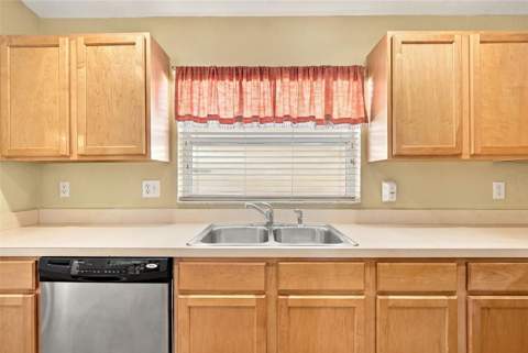5936 War Admiral Drive, Wesley Chapel FL - photo 14 of 58