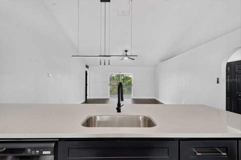8221 Normandy Drive, Weeki Wachee FL - photo 13 of 40