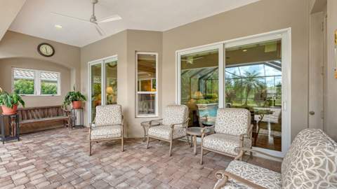8008 Royal Birkdale Circle, Lakewood Ranch FL - photo 24 of 86