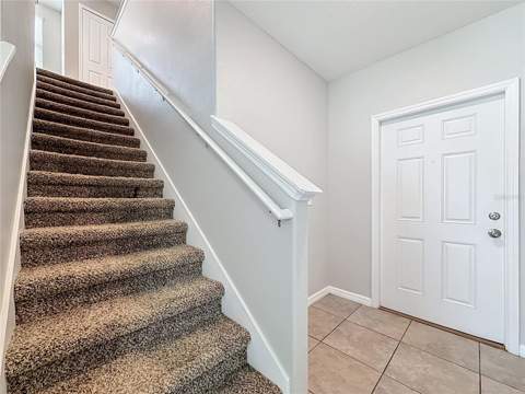 7405 Evening Primrose Court, Tampa FL - photo 8 of 59