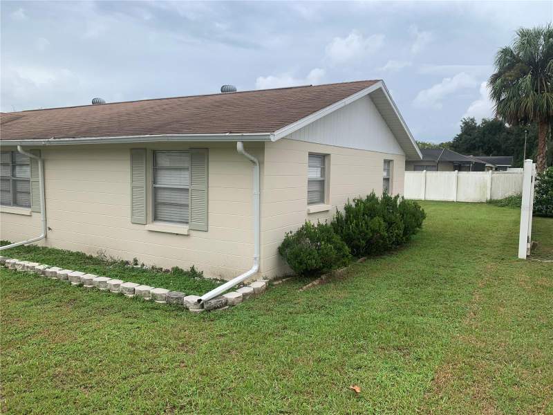 2 bedroom Single Family Residence at 39248 9th Avenue, Sunset Estates, Zephyrhills — photo 4