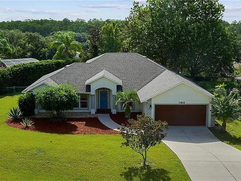 4 bedroom Single Family Residence at 11802 Grand Hills Boulevard, Hills Lake Louisa Ph 02, Clermont — photo 2
