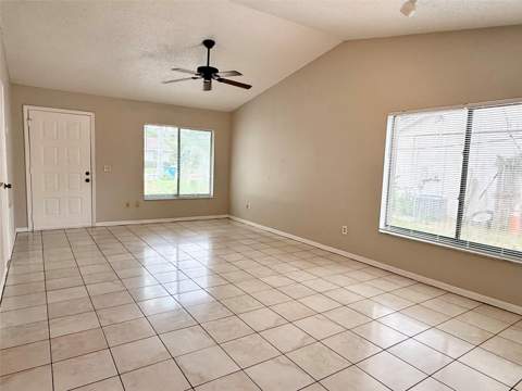 608 E Warren Avenue, Longwood FL - photo 6 of 24