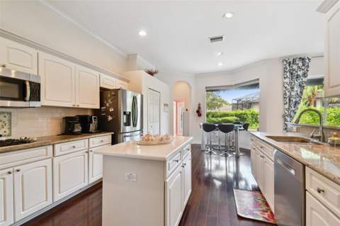 10502 Castleford Way, Tampa FL - photo 10 of 41