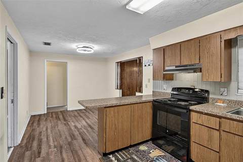 1508 Wildrose Lane, Daytona Beach FL - photo 16 of 46