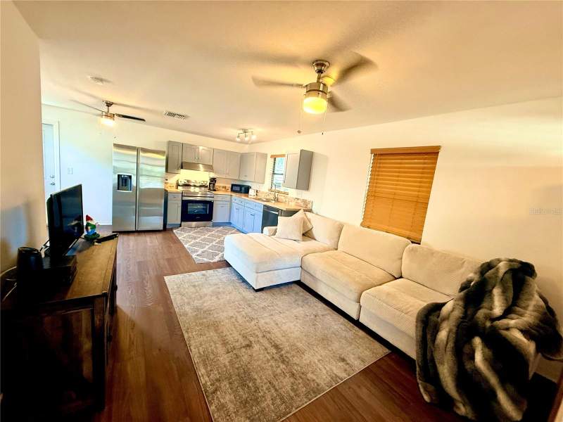 1 bedroom Single Family Residence at 2852 59TH AVENUE, BILTMORE TERRACE, ST PETERSBURG — photo 4