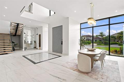 1076 Snell Isle Boulevard, St Petersburg FL - photo 6 of 6